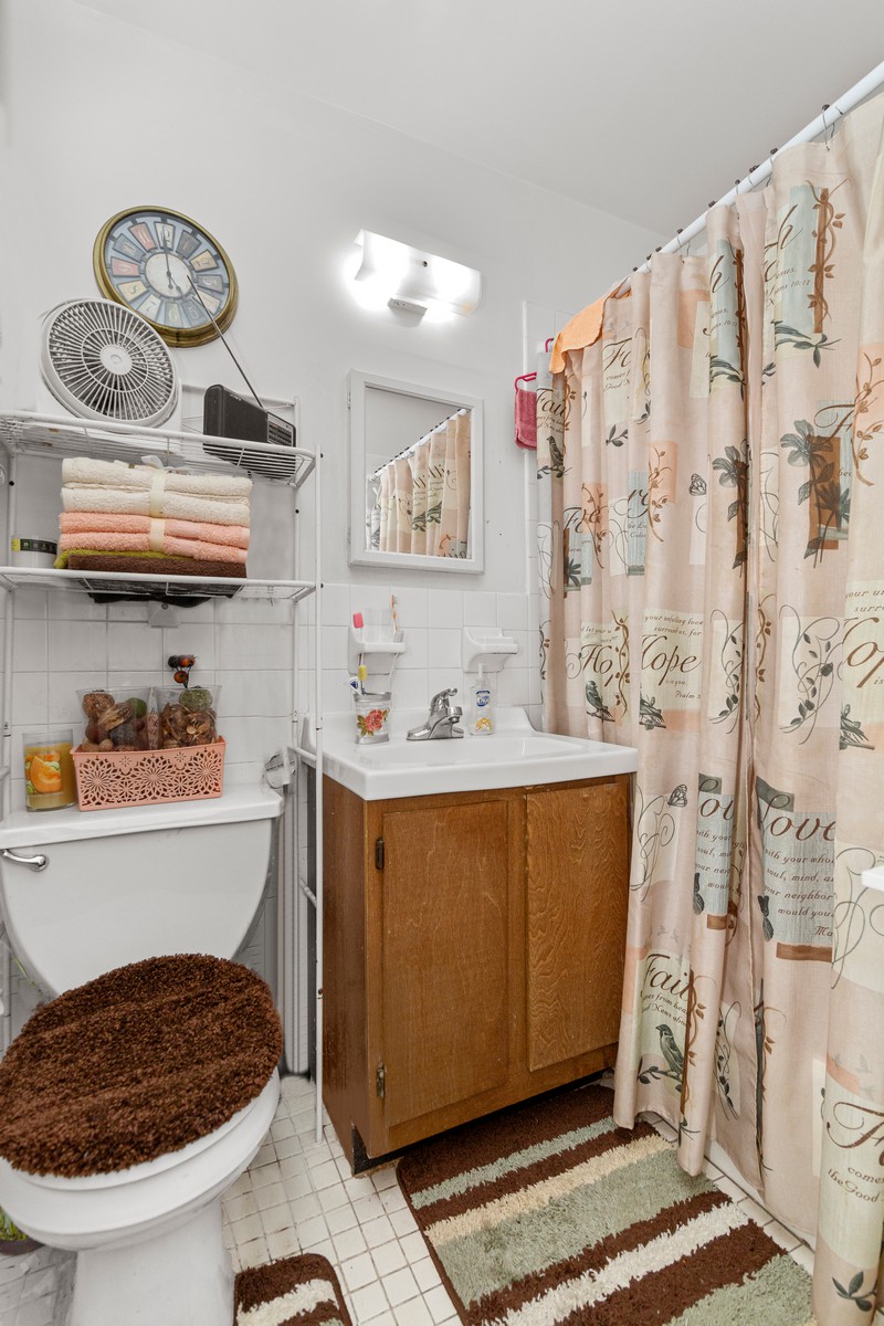 923 Gates Avenue Brooklyn, NY 11221 - Photo 11 of 20