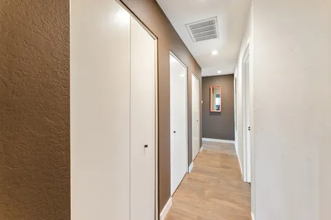 $1,095,000 | 555 Camino De Lane, Santa Barbara, CA 93111