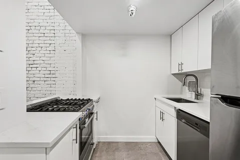 $7,750 | 324 Pearl Street, Unit 1G | Financial District