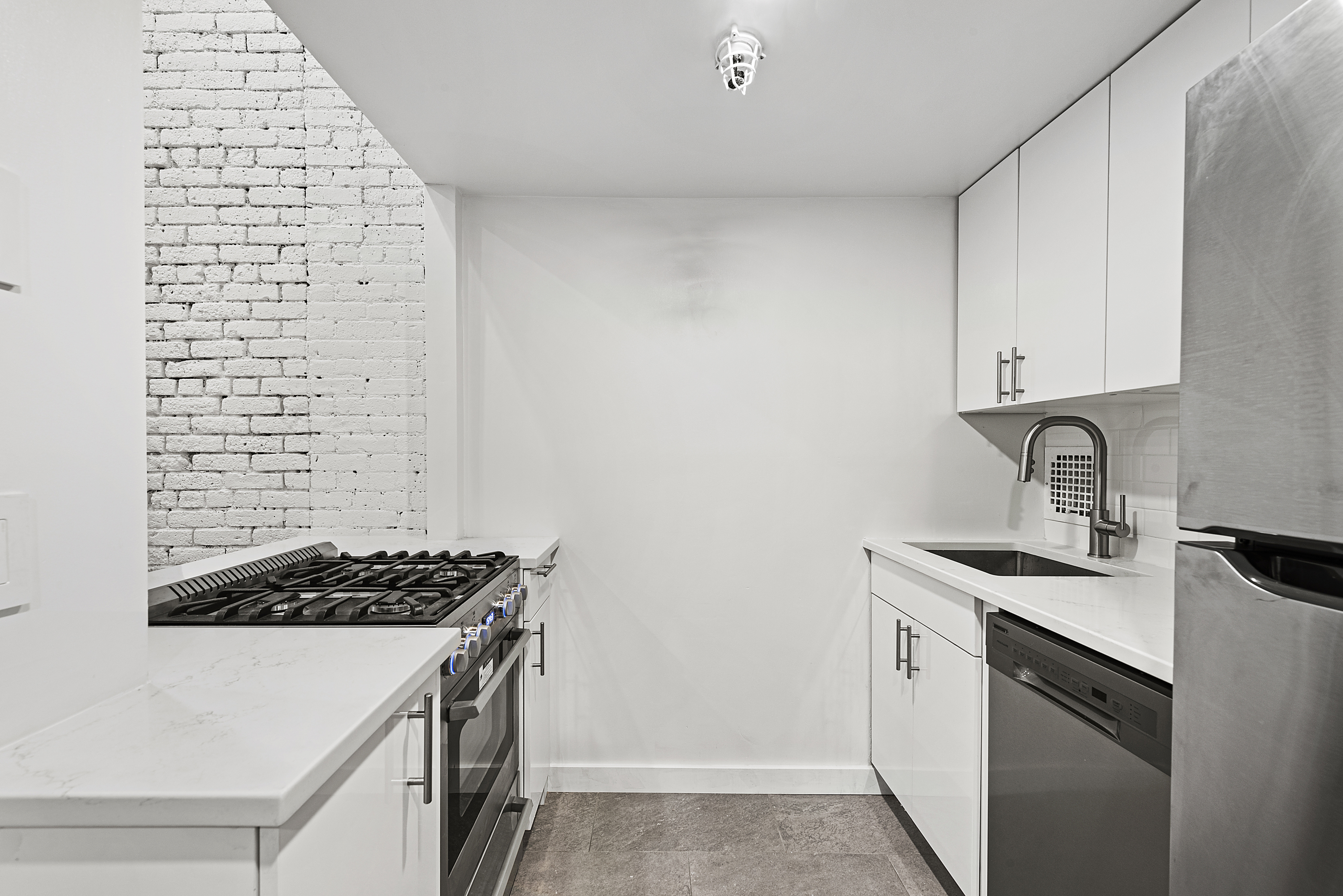 324 Pearl Street, Unit 1G Manhattan, NY 10038 - Photo 4 of 13