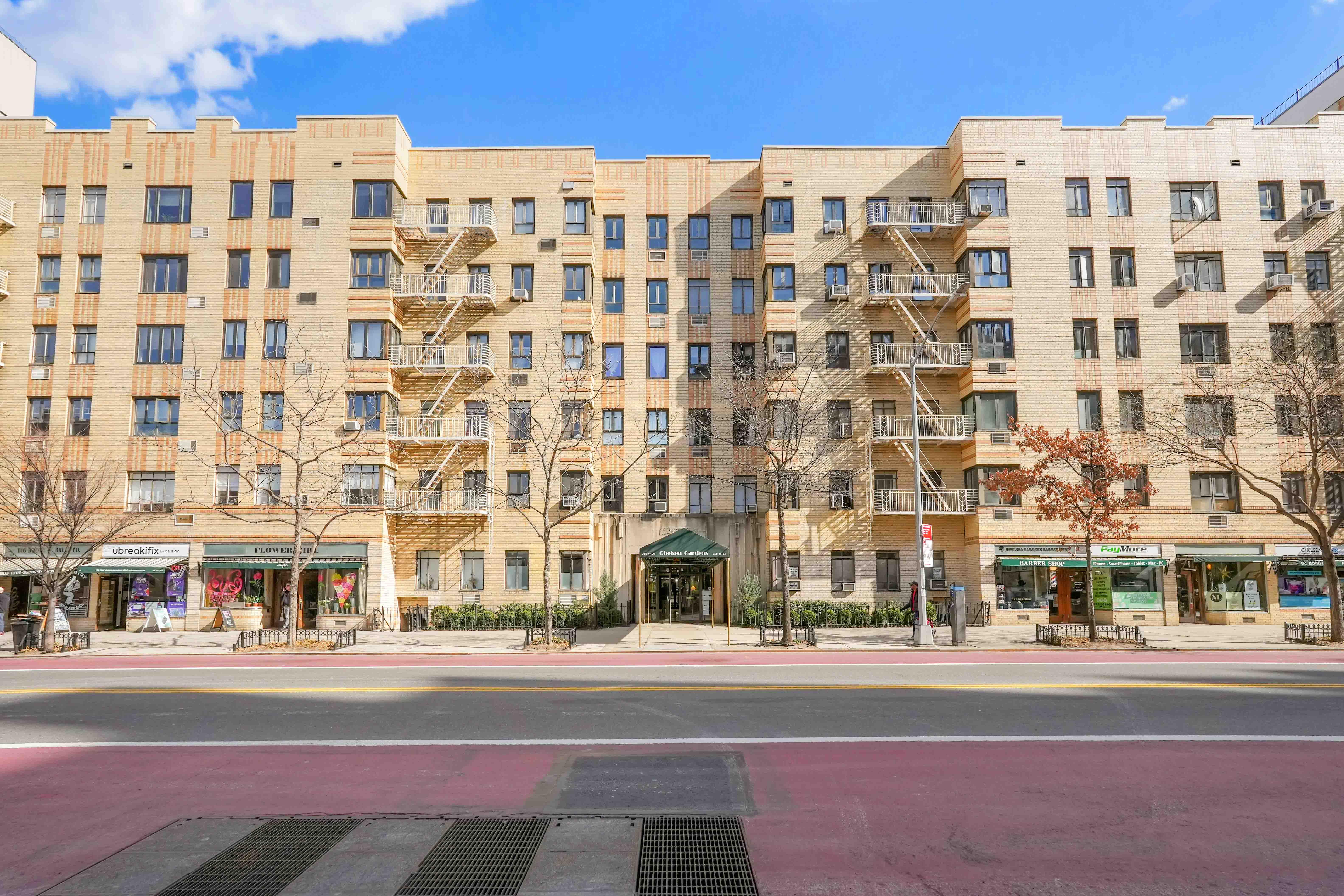 255 West 23rd Street, Unit 5GW Manhattan, NY 10011 - Photo 33 of 35 a view of a building with a street