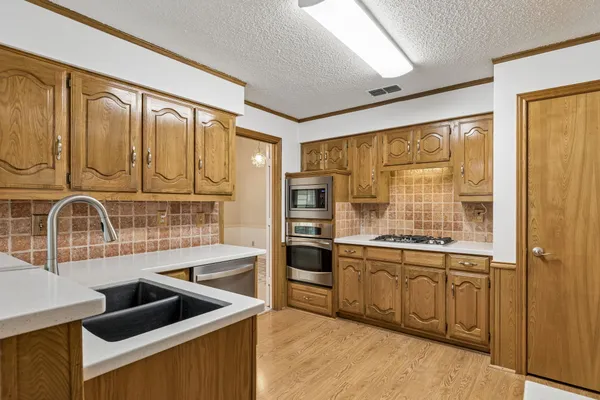 $375,000 | 1714 Blain Drive, Rowlett, TX 75088