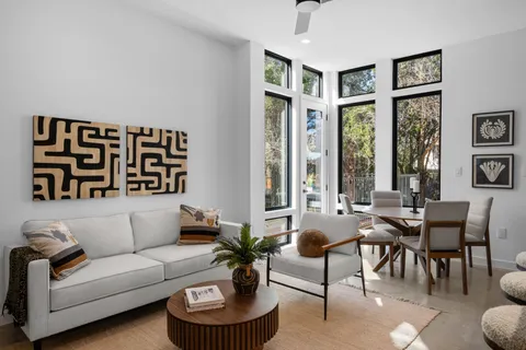 $682,500 | 219 Lessin Lane, Unit 11, Austin, TX 78704