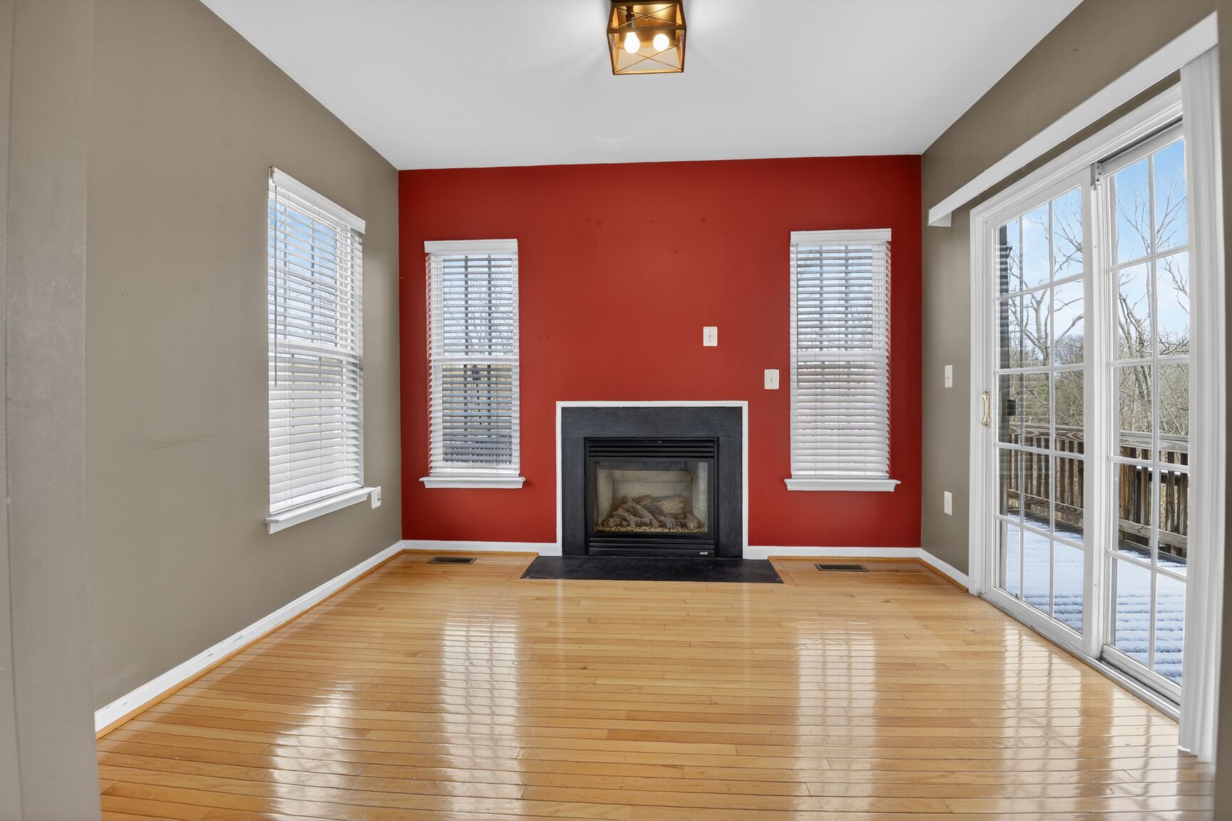 9820 Cheshire Ridge Circle Manassas, VA 20110 - Photo 11 of 25