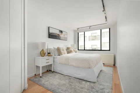 $825,000 | 77 Bleecker Street, Unit 421E | Greenwich Village