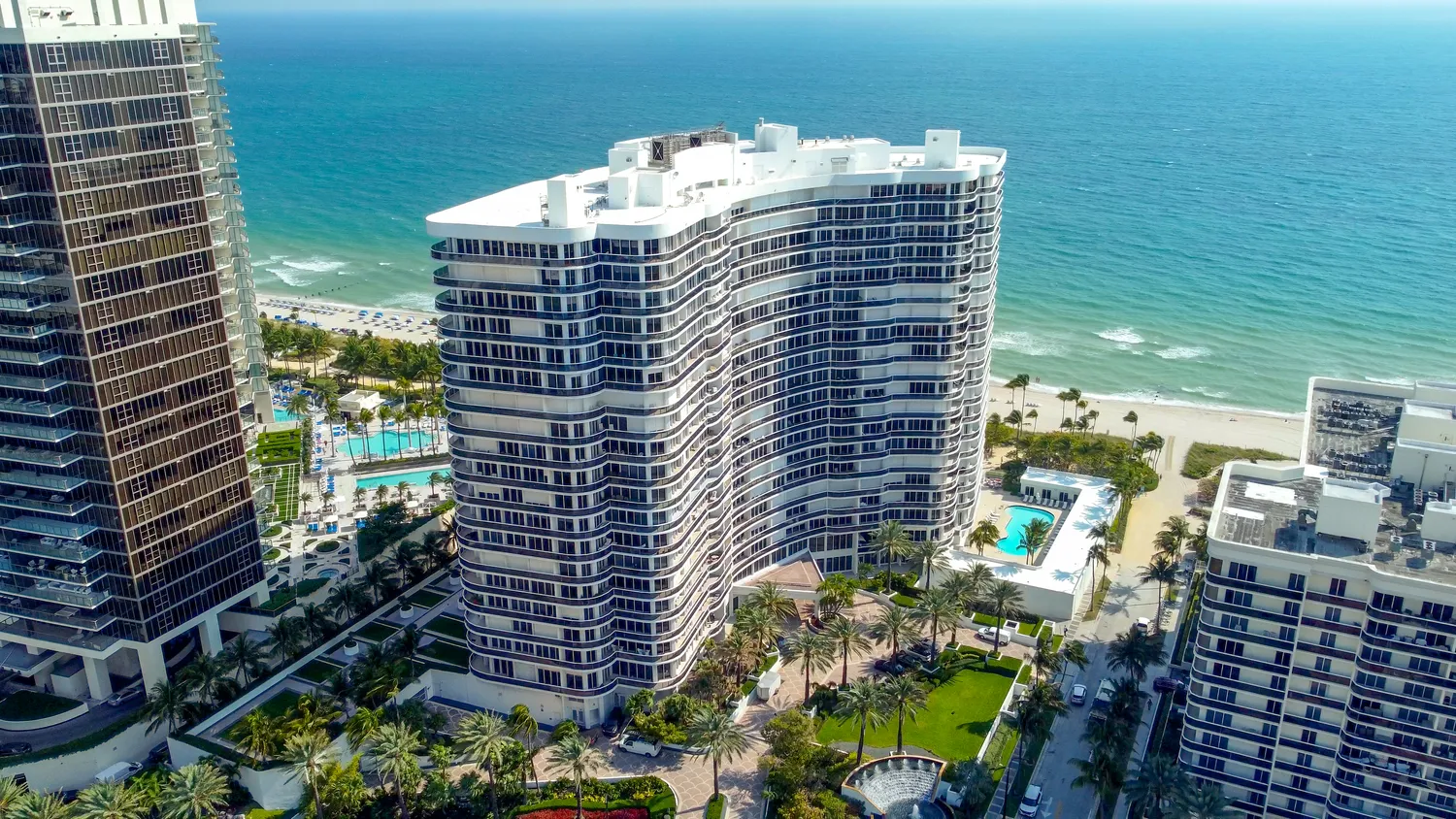 $6,598,000 | 9601 Collins Avenue, Unit T3, Bal Harbour, FL 33154