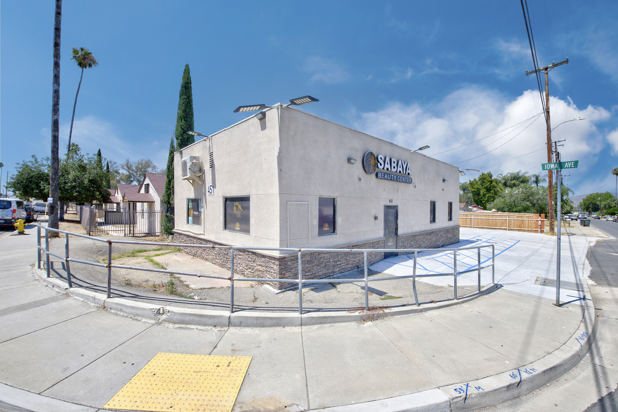 451 Iowa Avenue Riverside, CA 92507 - Photo 2 of 6