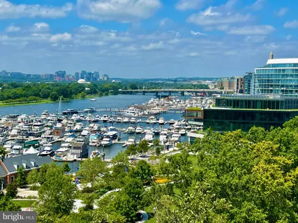 $274,900 | 520 N Street Southwest, Unit S622, Washington, DC 20024