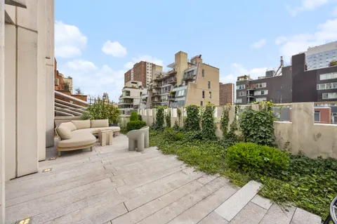 $15,400,000 | 455 West 19th Street, Unit PH2 | Chelsea