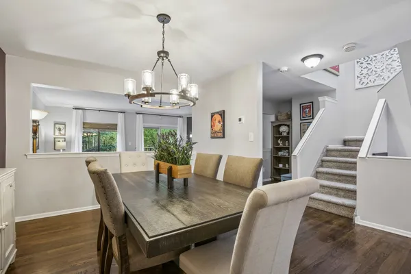 $599,000 | 12 Louisburg Square, Verona, NJ 07044