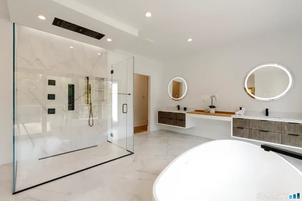 $6,395,000 | 729 Smith Ridge Road, New Canaan, CT 06840