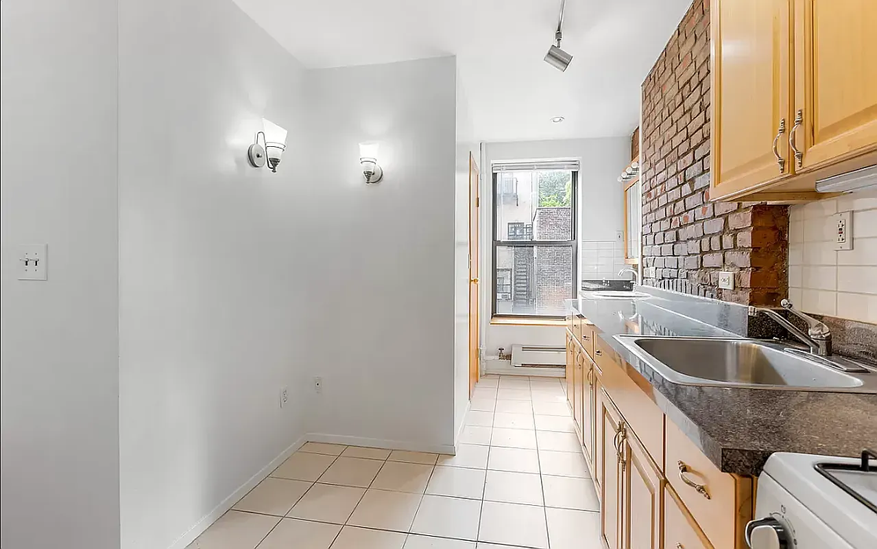 317 1st Avenue, Unit 4R Manhattan, NY 10003 - Photo 6 of 15