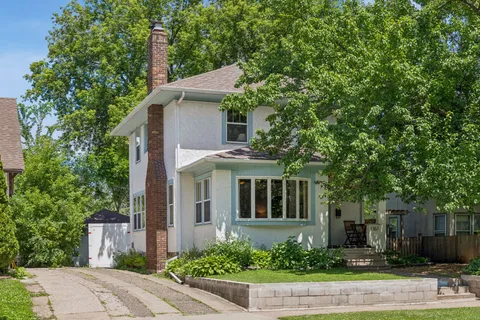 $400,000 | 1767 West Englewood Avenue, St. Paul, MN 55104