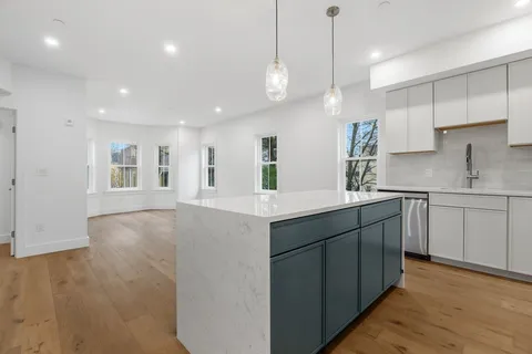 $1,150,000 | 79R Sheridan Street, Unit 2, Jamaica Plain, MA 02130
