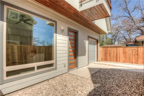 $575,000 | 902 A Calle Limon, Unit B, Austin, TX 78702