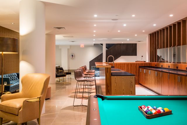 $2,950,000 | 429 Kent Avenue, Unit TH8 | Williamsburg