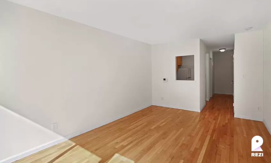 343 East 76th Street, Unit 2B Manhattan, NY 10021 - Photo 2 of 7