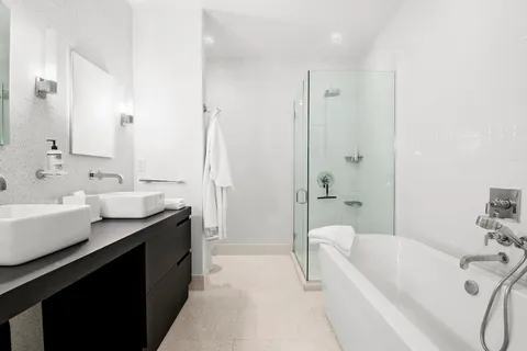 $3,150,000 | 360 Furman Street, Unit 740 | Brooklyn Heights