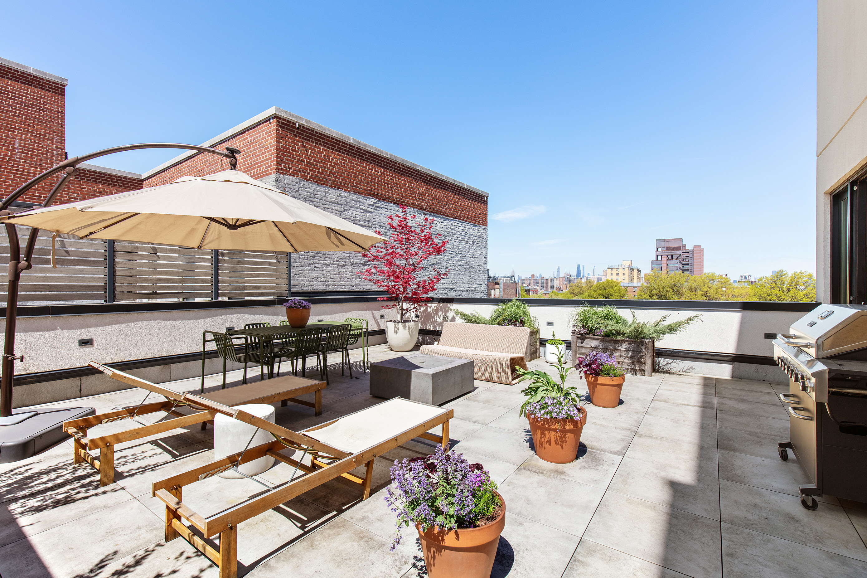 707 Willoughby Avenue, Unit 6B Brooklyn, NY 11206 - Photo 2 of 17 an outdoor space with furniture