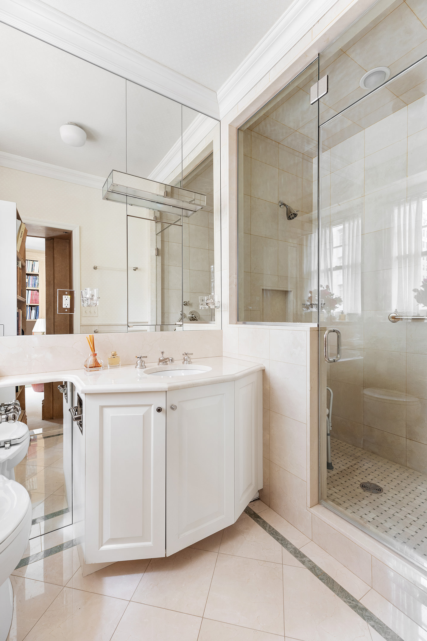 31 East 79th Street, Unit 5E Manhattan, NY 10075 - Photo 10 of 16