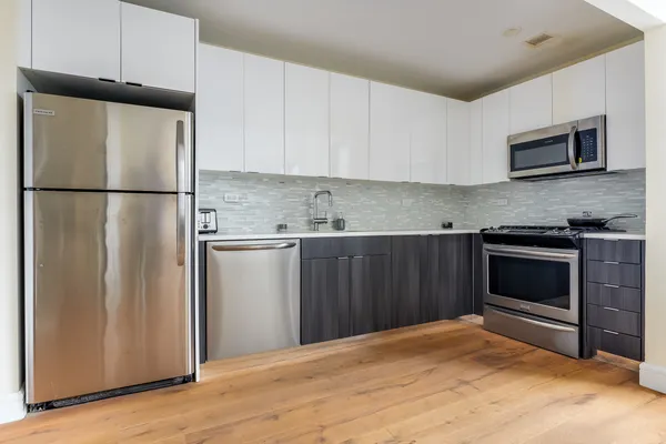 $3,400 | 25-19 43rd Avenue, Unit 809 | Long Island City