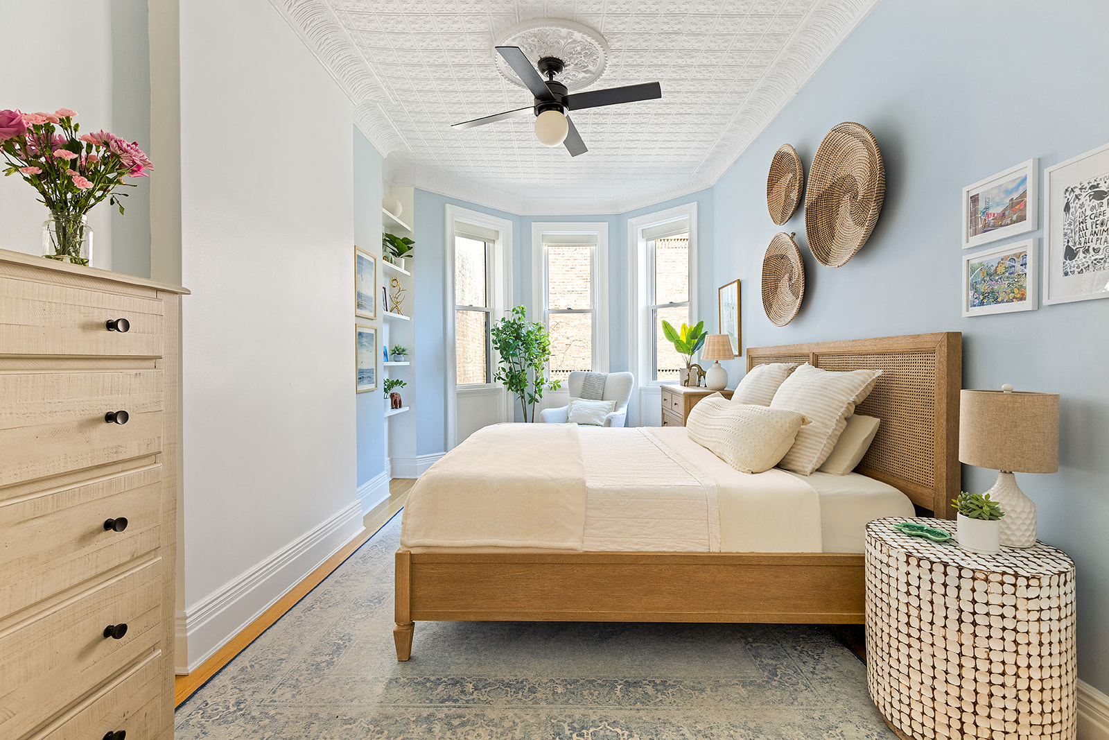 160 Prospect Park West, Unit 2 Brooklyn, NY 11215 - Photo 4 of 12 a bedroom with a bed and a window