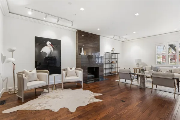 $3,125,000 | 761 10th Street Southeast, Washington, DC 20003