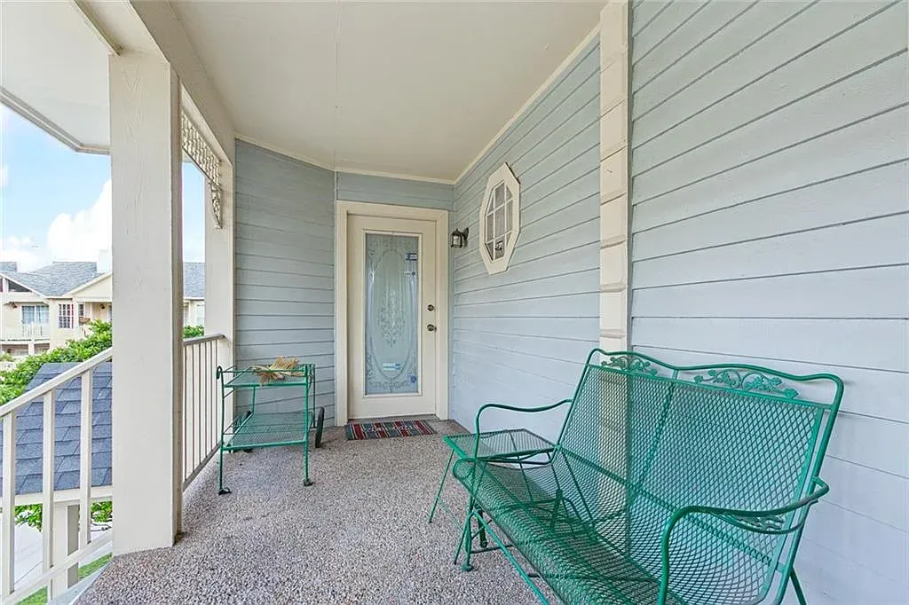 $285,000 | 3922 Audubon Trace, Unit 3922, Jefferson, LA 70121