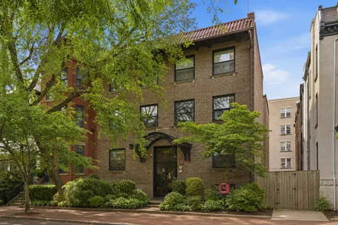 $1,649,000 | 1632 S Street Northwest, Unit 32, Washington, DC 20009