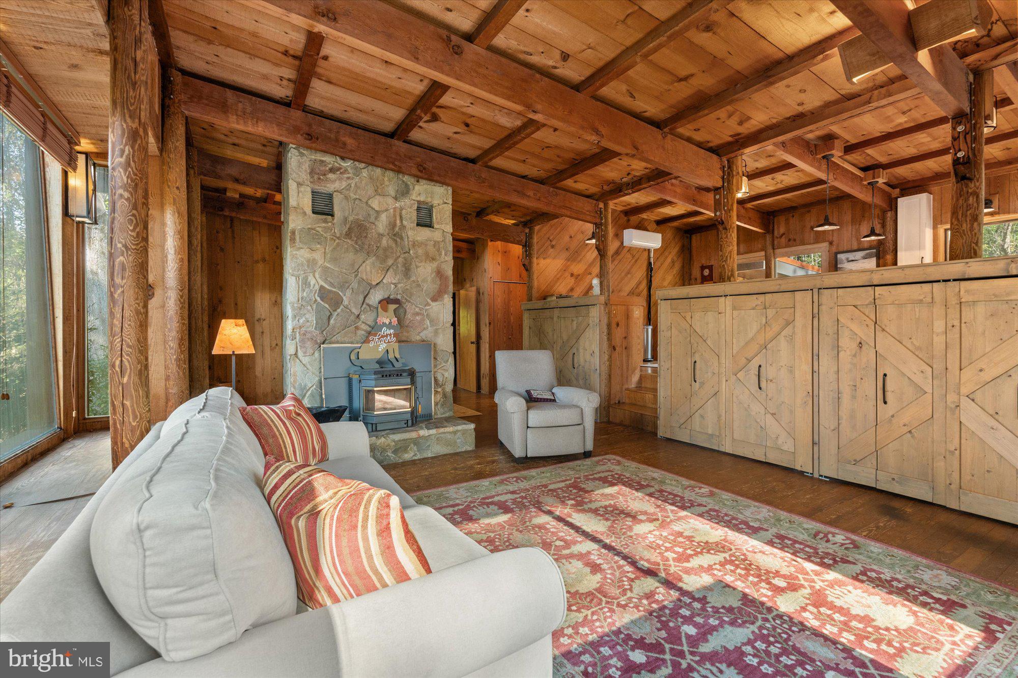 7221 Clifton Road Clifton, VA 20124 - Photo 11 of 47