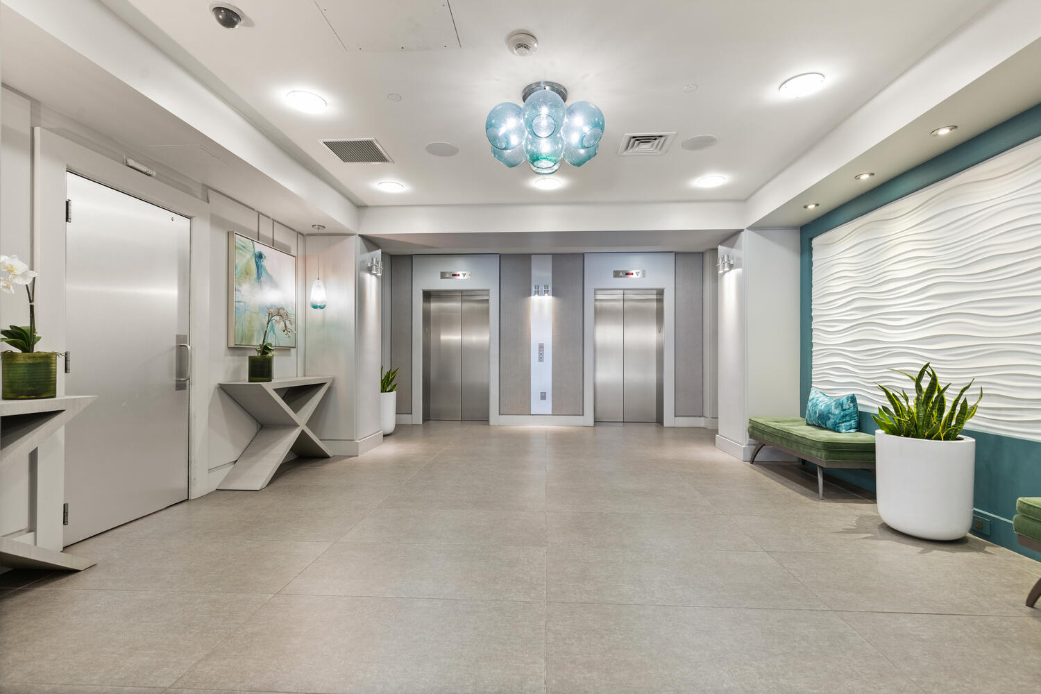 234 Causeway Street, Unit 709 Boston, MA 02114 - Photo 26 of 28 a view of an empty room and window