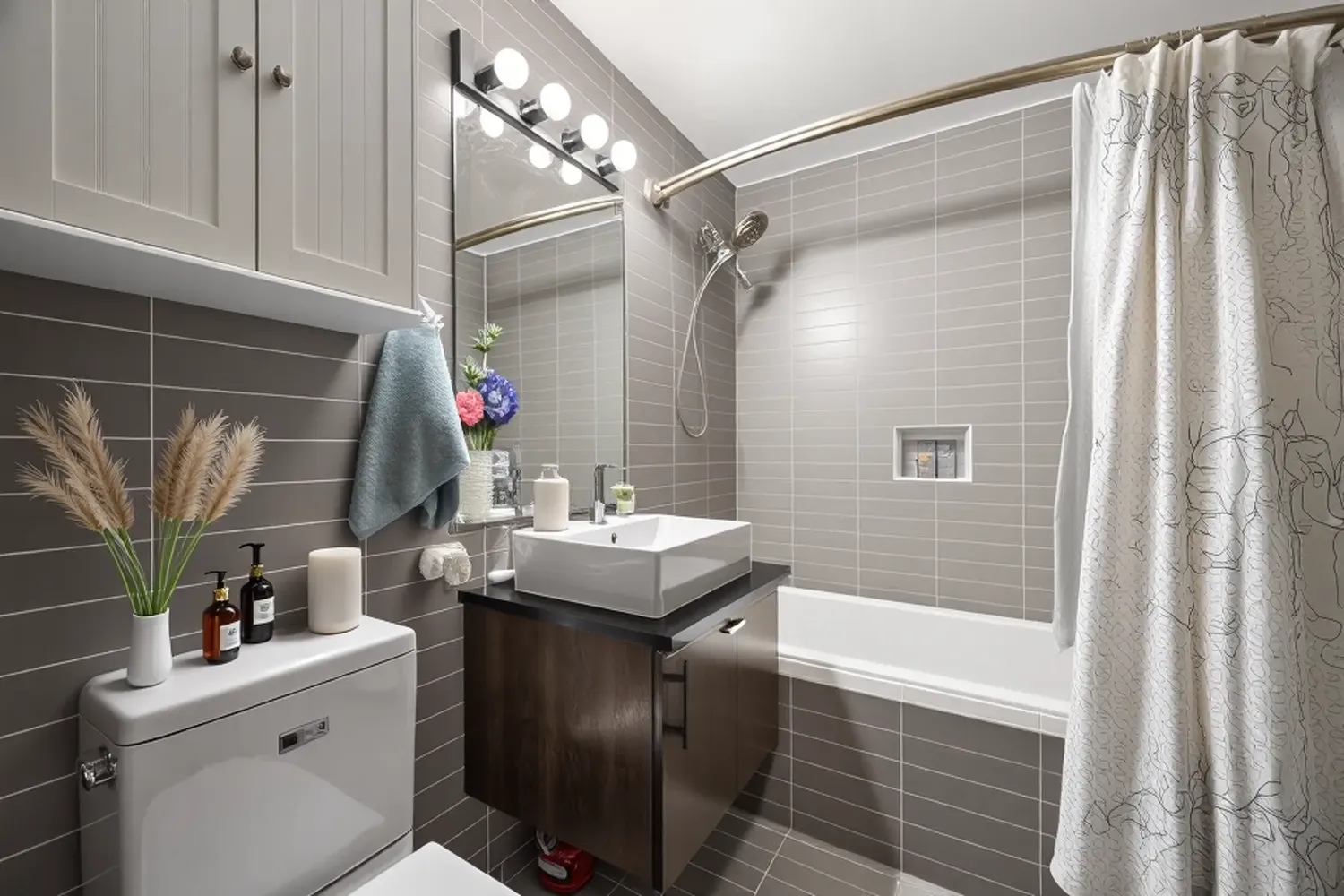 $3,850 | 150 Myrtle Avenue, Unit 304 | Downtown Brooklyn