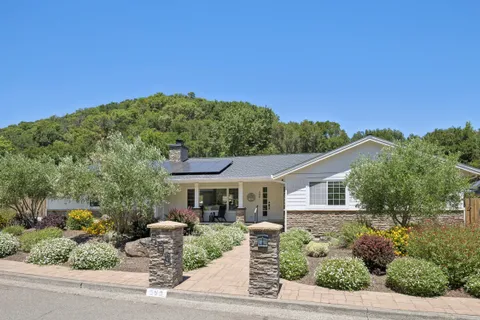 $2,875,000 | 598 Fairway Drive, Novato, CA 94949