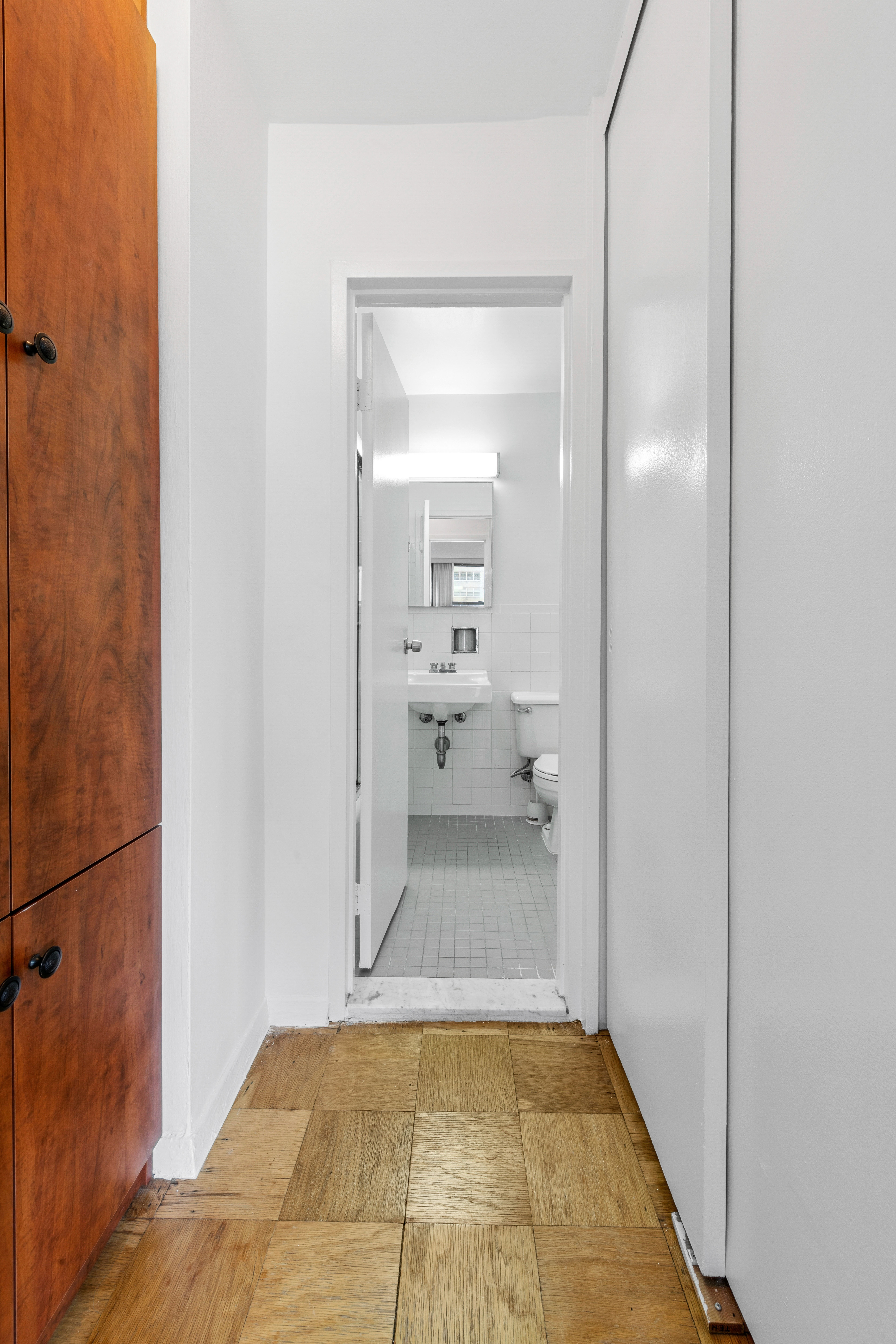 180 West End Avenue, Unit 21J Manhattan, NY 10023 - Photo 10 of 11