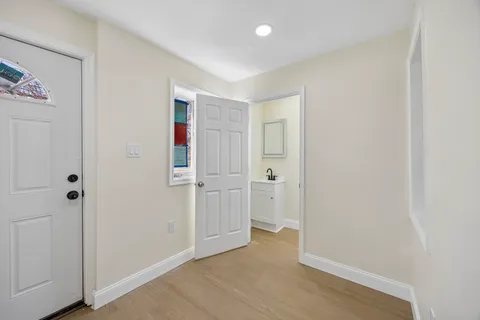 $260,000 | 1051 Springfield Road, Darby, PA 19023