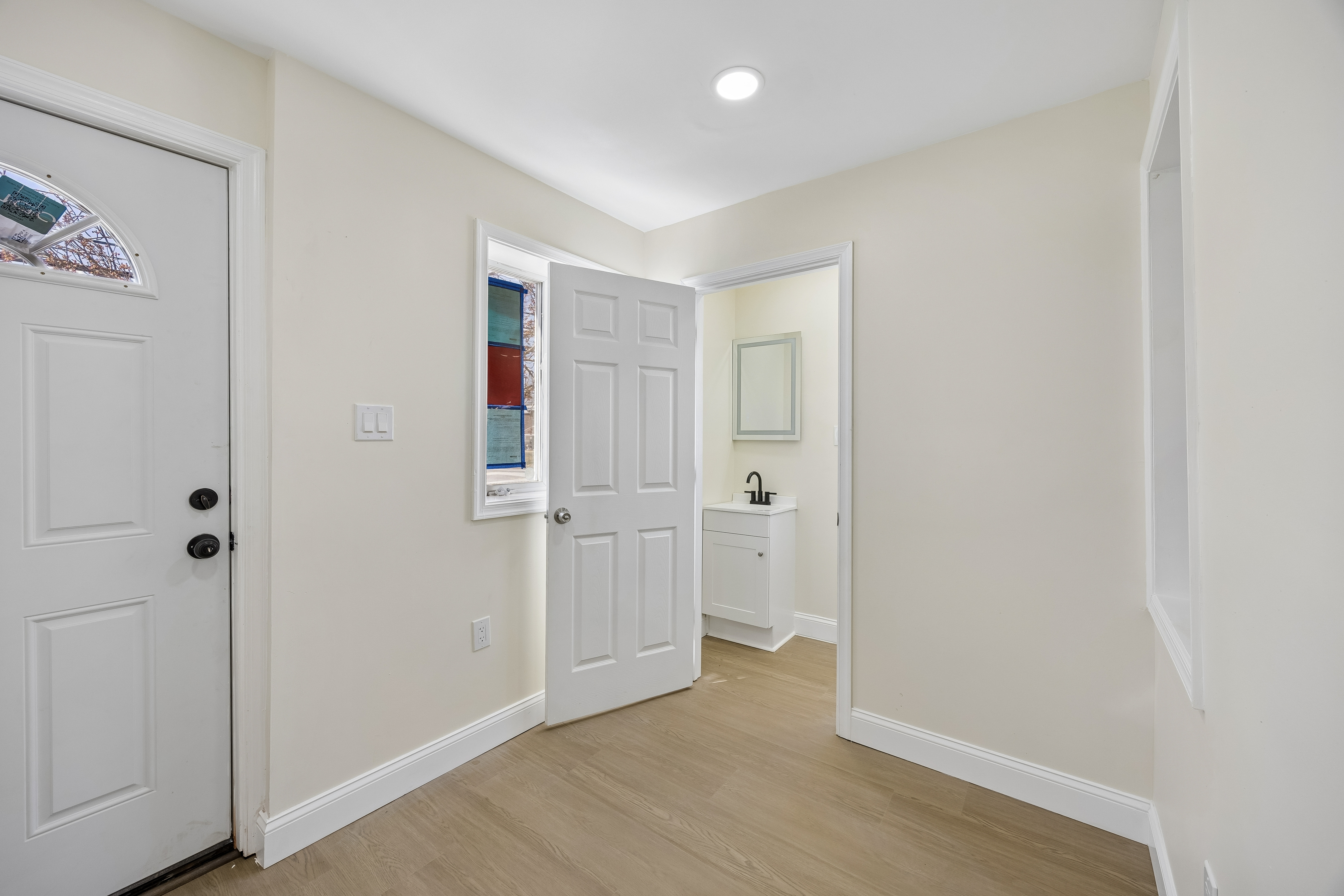 1051 Springfield Road Darby, PA 19023 - Photo 2 of 24