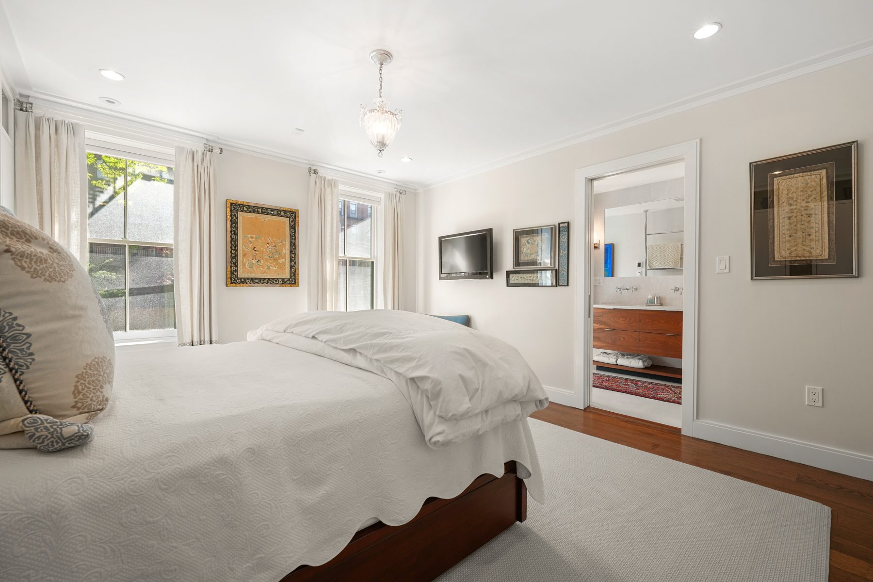 220 West Canton Street, Unit 1 Boston, MA 02116 - Photo 10 of 32