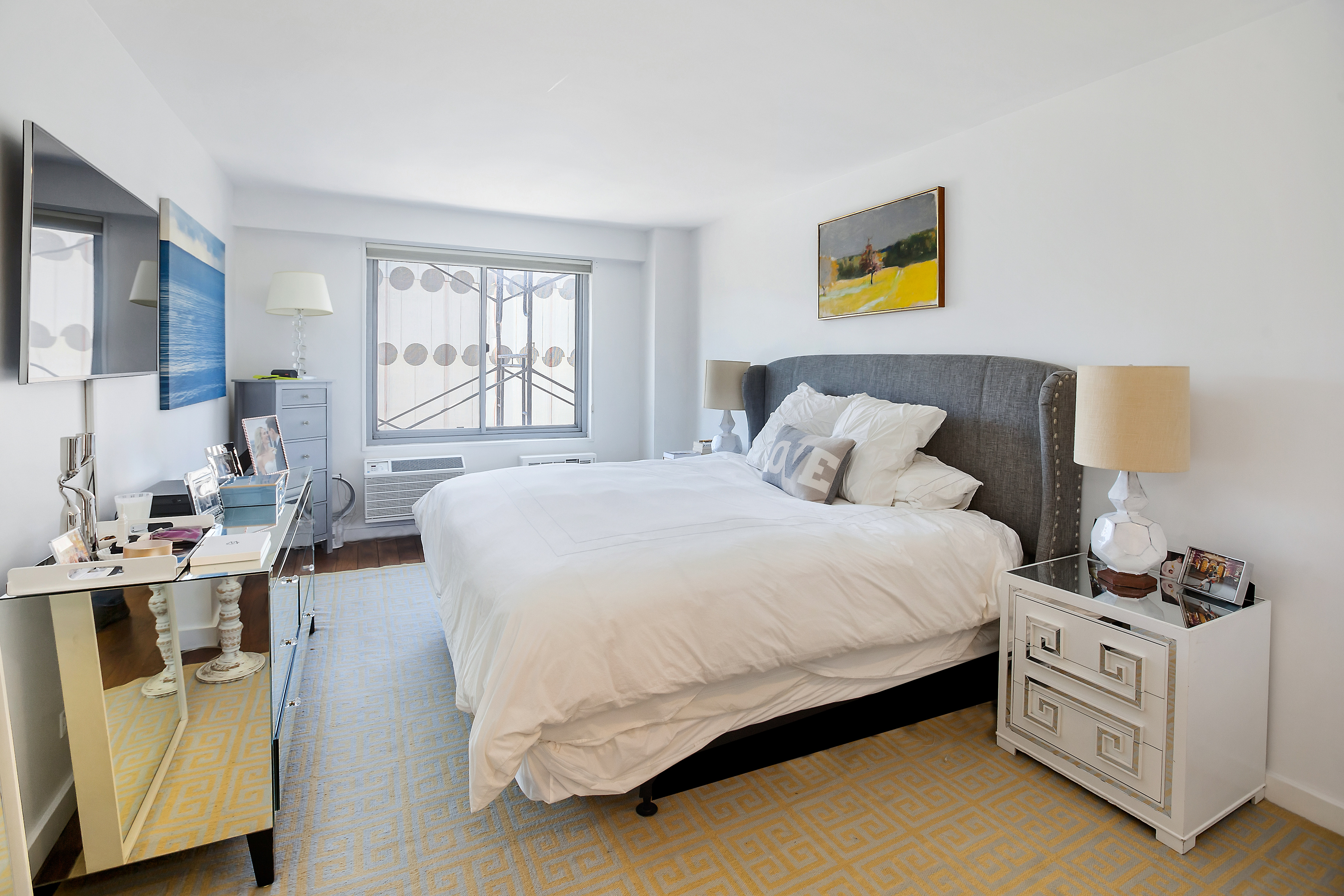 175 West 12th Street, Unit 4D Manhattan, NY 10011 - Photo 5 of 9