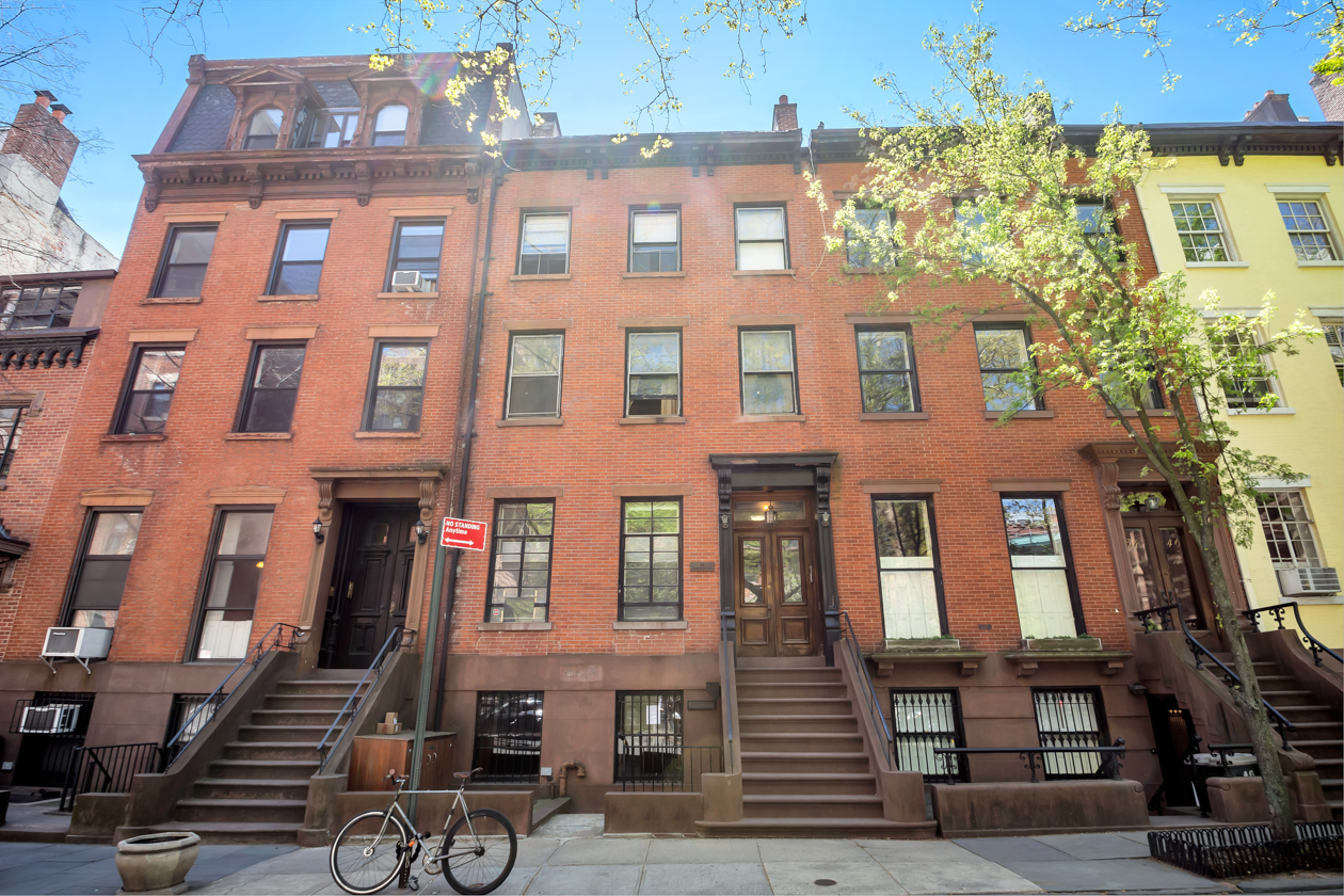 48 Livingston Street, Unit 3F Brooklyn, NY 11201 - Photo 9 of 11 a front view of a building