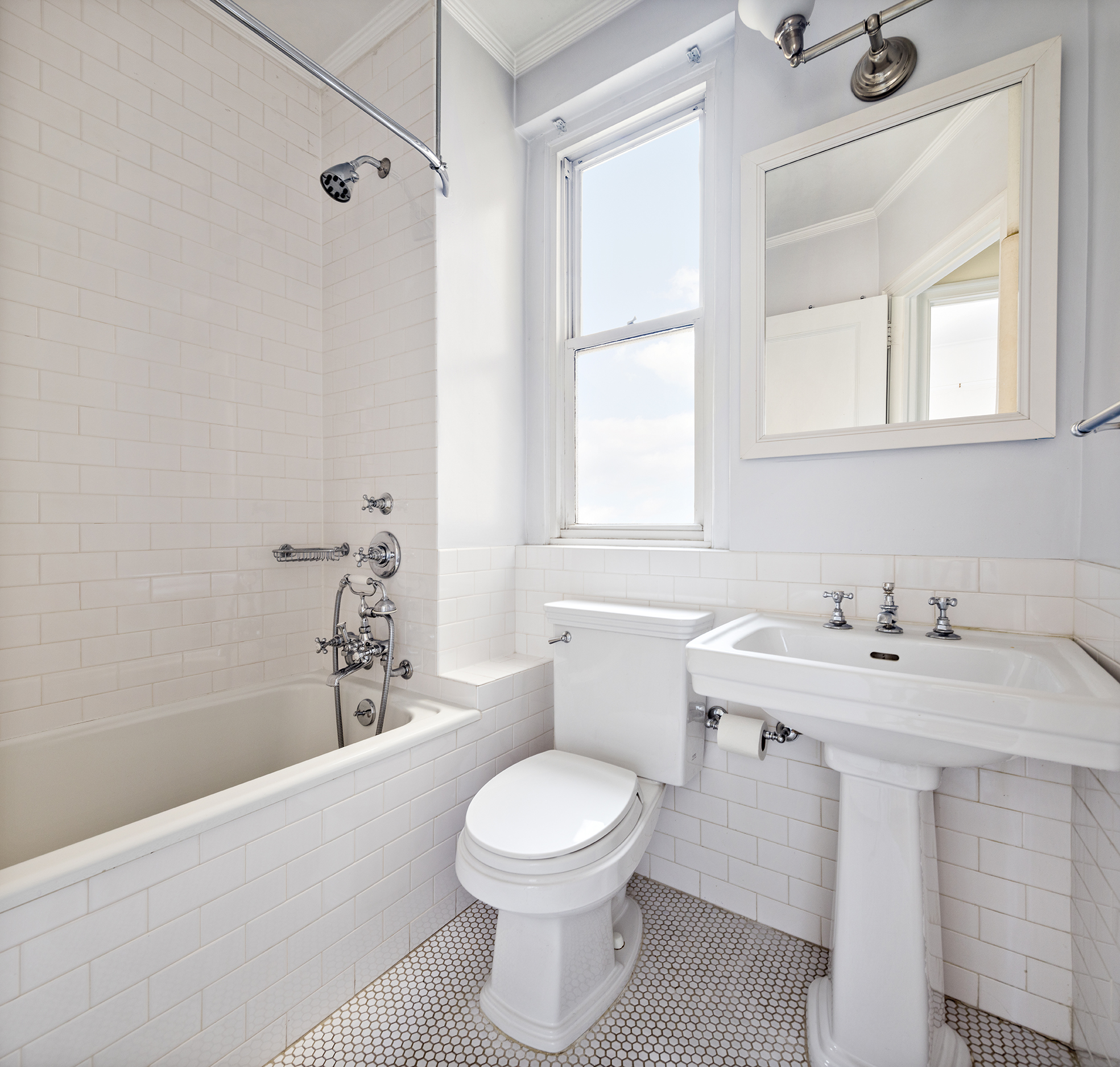 145 West 86th Street, Unit 9D Manhattan, NY 10024 - Photo 6 of 9
