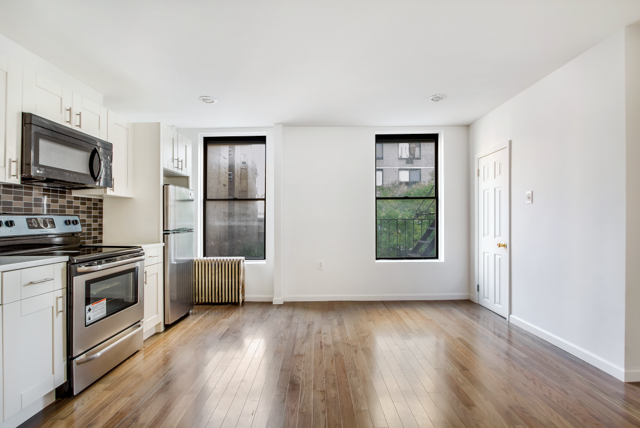 242 East 28th Street, Unit 4 Manhattan, NY 10016 - Photo 1 of 4