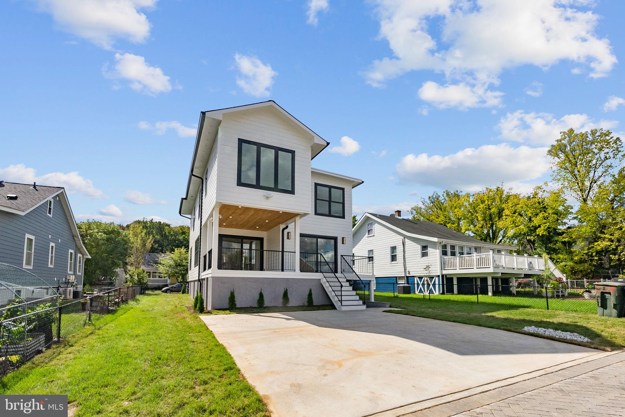 2118 Rand Place Northeast Washington, DC 20002 - Photo 6 of 41