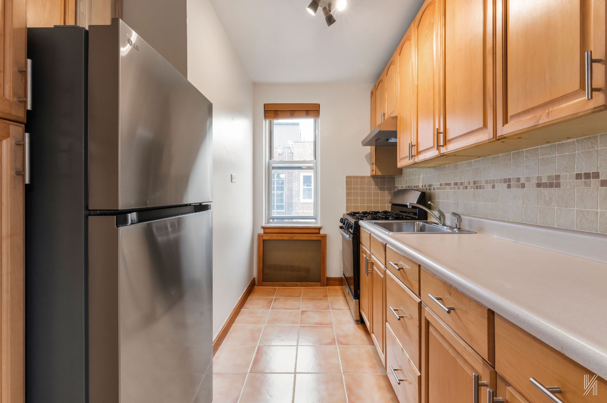 39-25 51st Street, Unit 6G Queens, NY 11377 - Photo 7 of 19