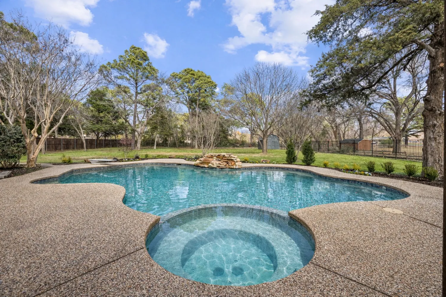 $1,295,000 | 104 Royal Oaks Drive, Double Oak, TX 75077