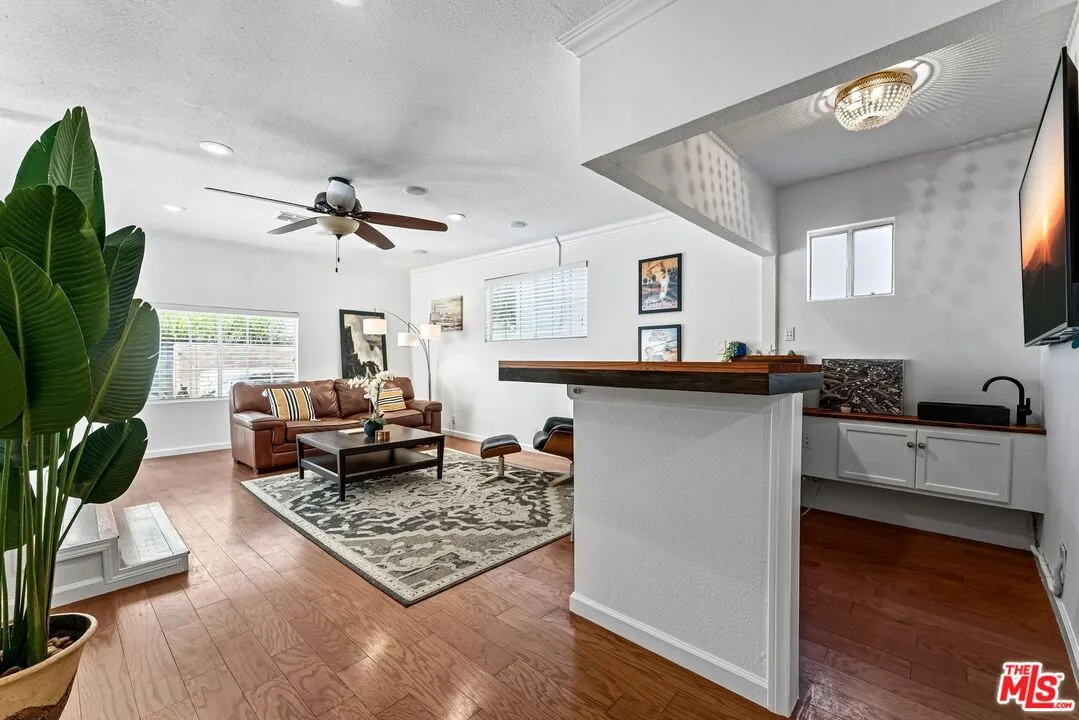 $1,400,000 | 3627 Olympiad Drive, View Park, CA 90043