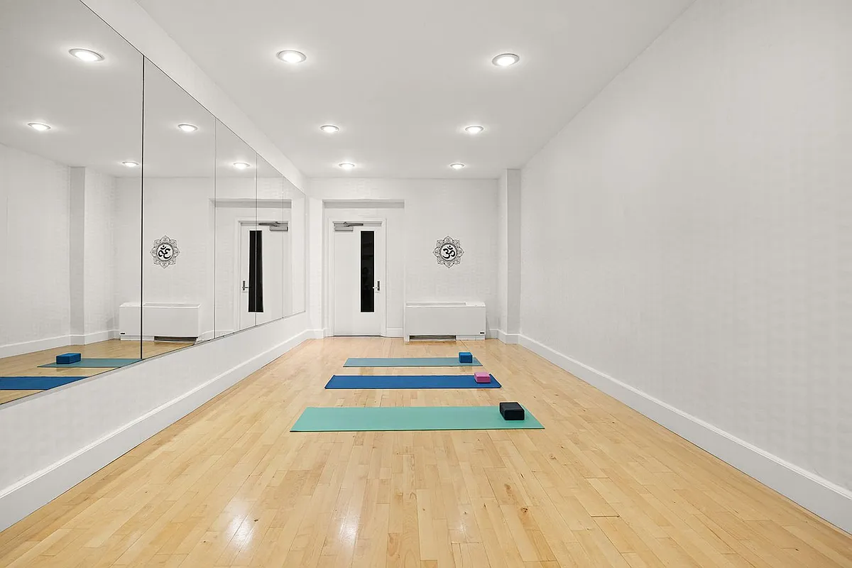 360 Furman Street, Unit 715 Brooklyn, NY 11201 - Photo 21 of 34 Gallery Image 21