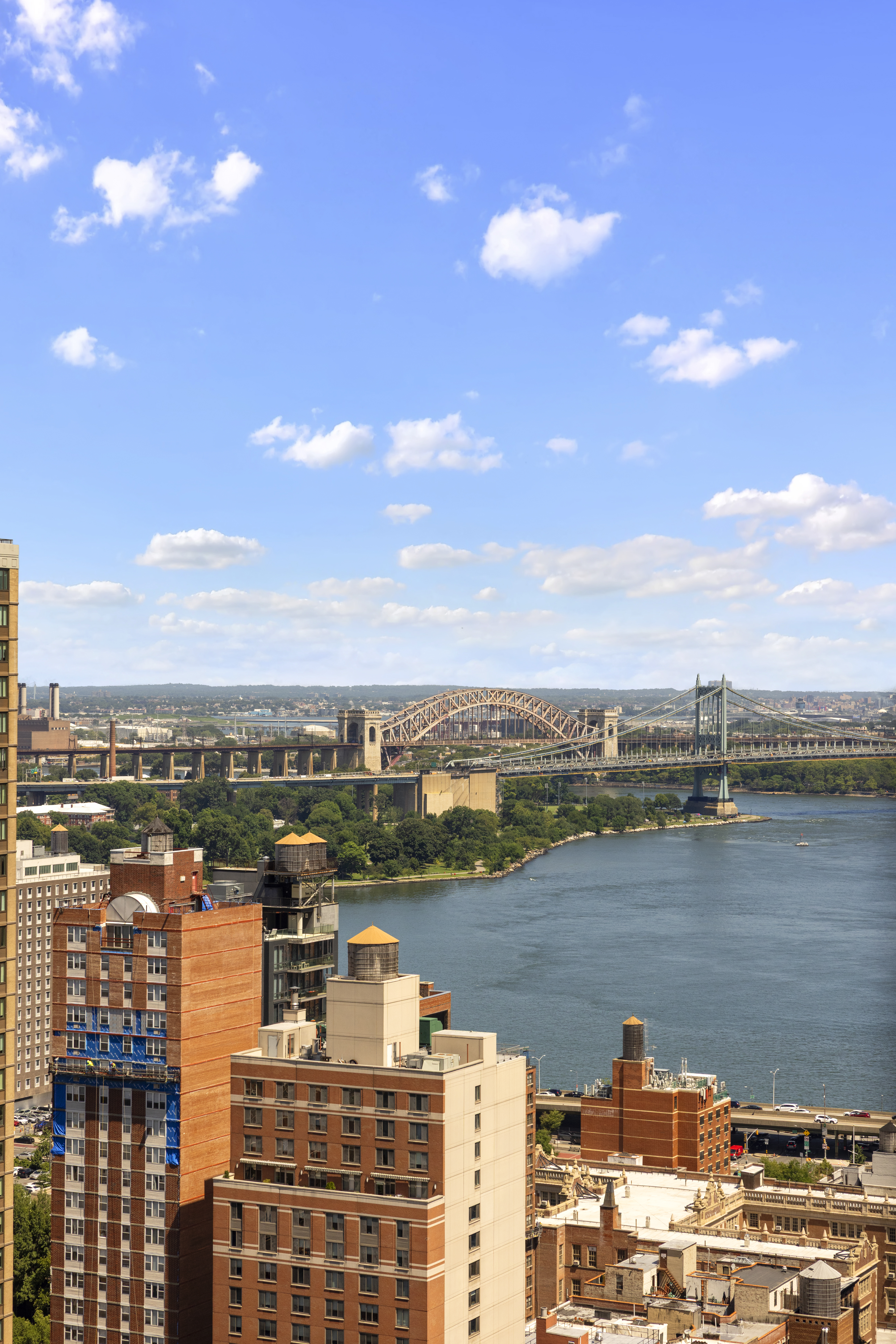 200 East 94th Street, Unit 2915 Manhattan, NY 10128 - Photo 5 of 21