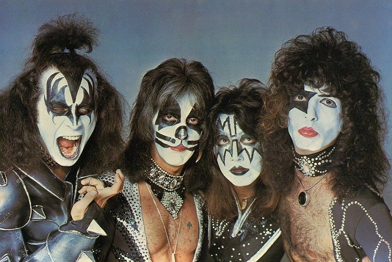 14 West 17th Street, Unit 7N Manhattan, NY 10011 - Photo 16 of 19