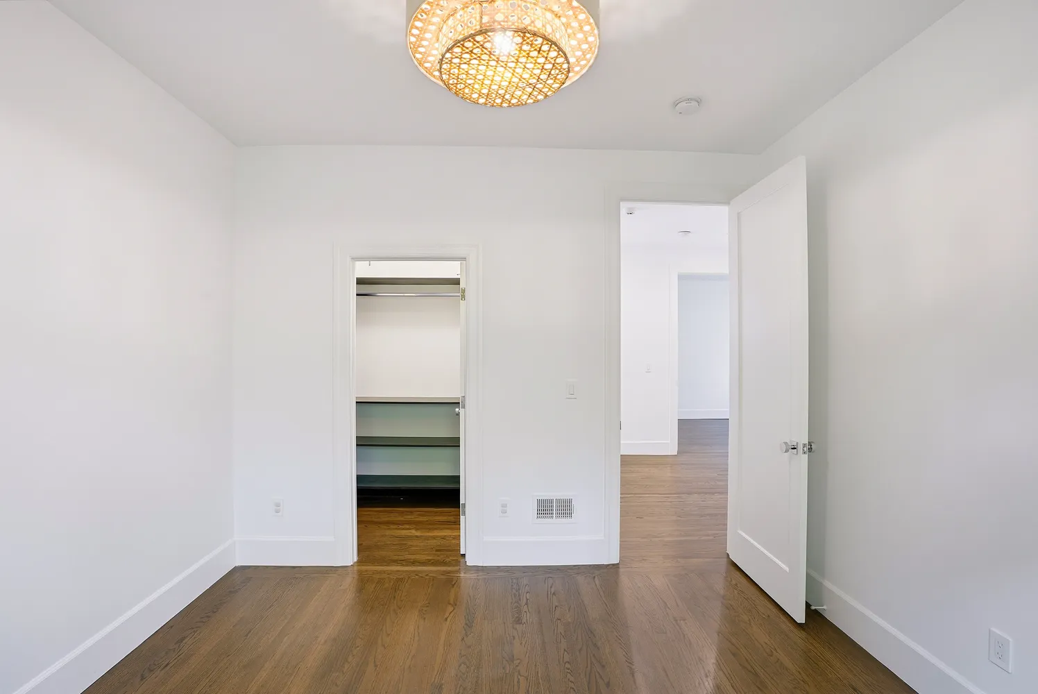 $13,950 | 2930 Washington Street, San Francisco, CA 94115