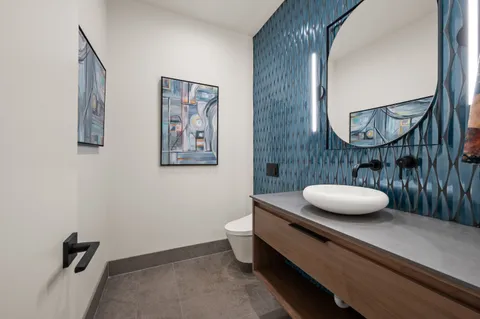 $2,600,000 | 3907 Fox Glen Drive, Irving, TX 75062